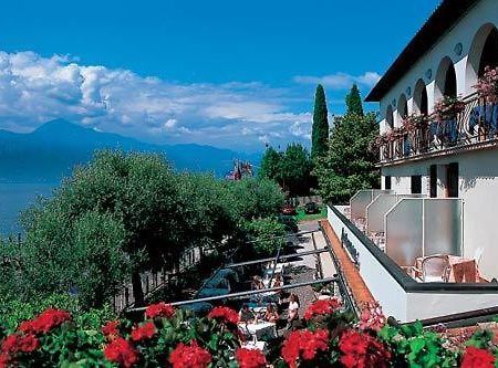 Hotel Fraderiana Torri Del Benaco Habitación foto