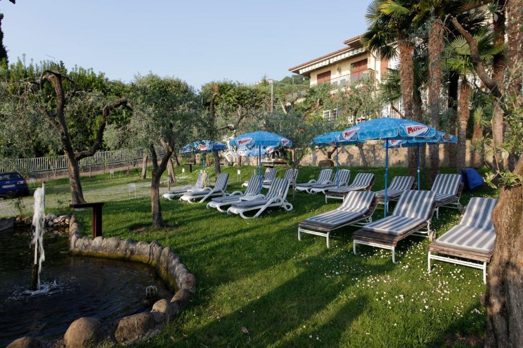 Hotel Fraderiana Torri Del Benaco Habitación foto